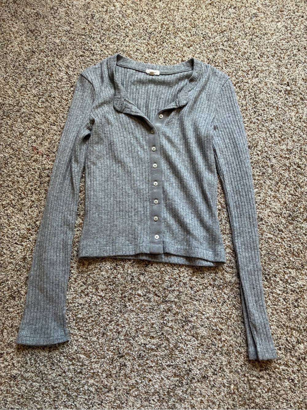Aire- Women’s Ribbed Button-Front Long Sleeve Top - Gray